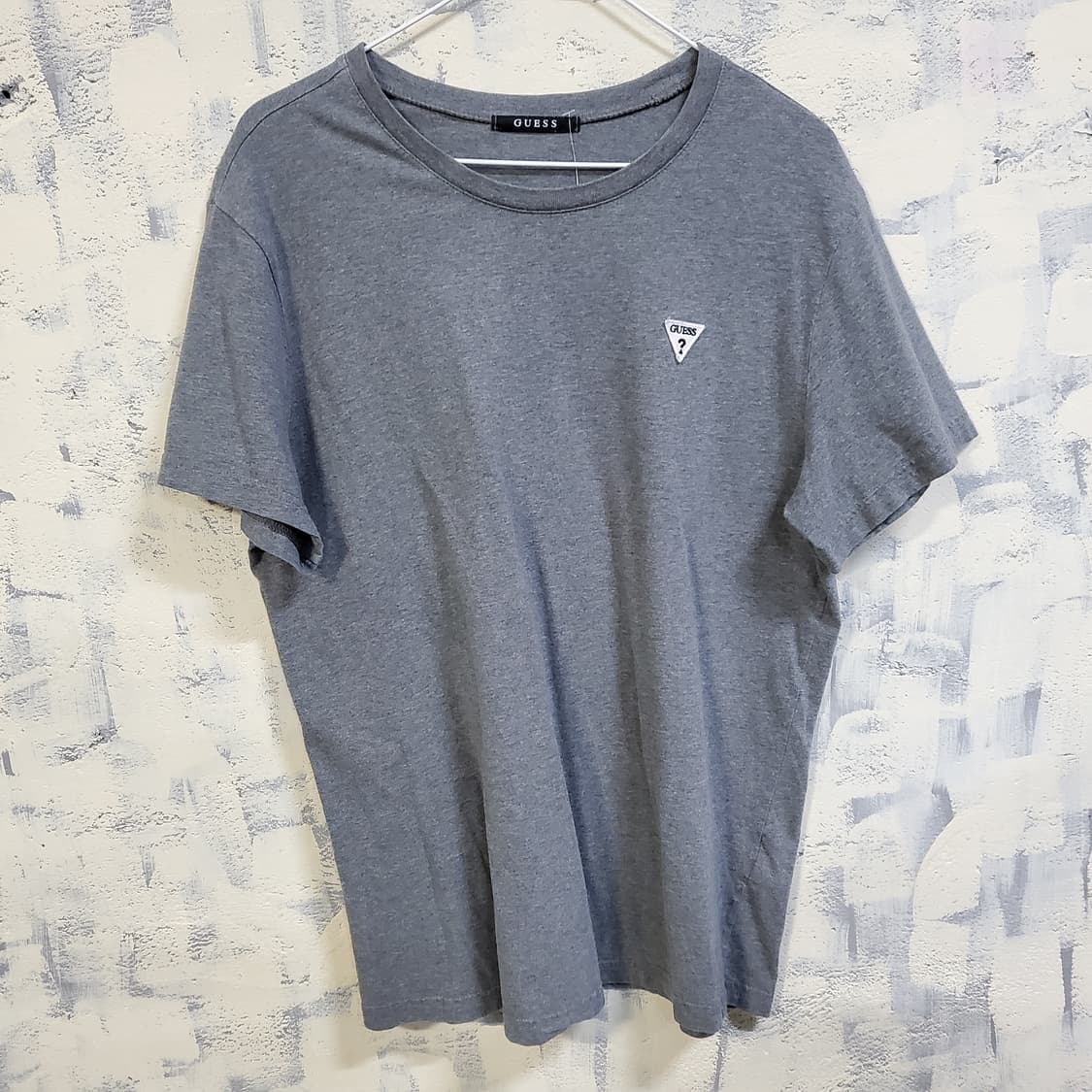 게스 로고 라운드 반팔티  상품이미지1