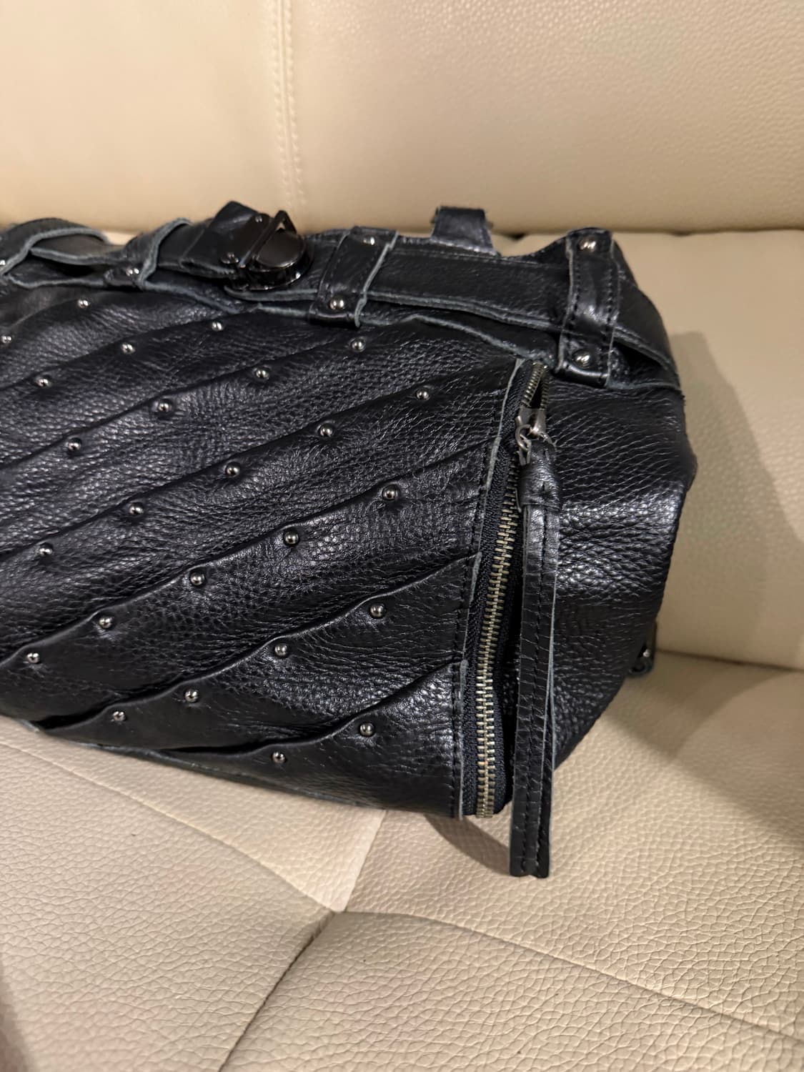 stud detail strap point real leather bag 상품이미지3