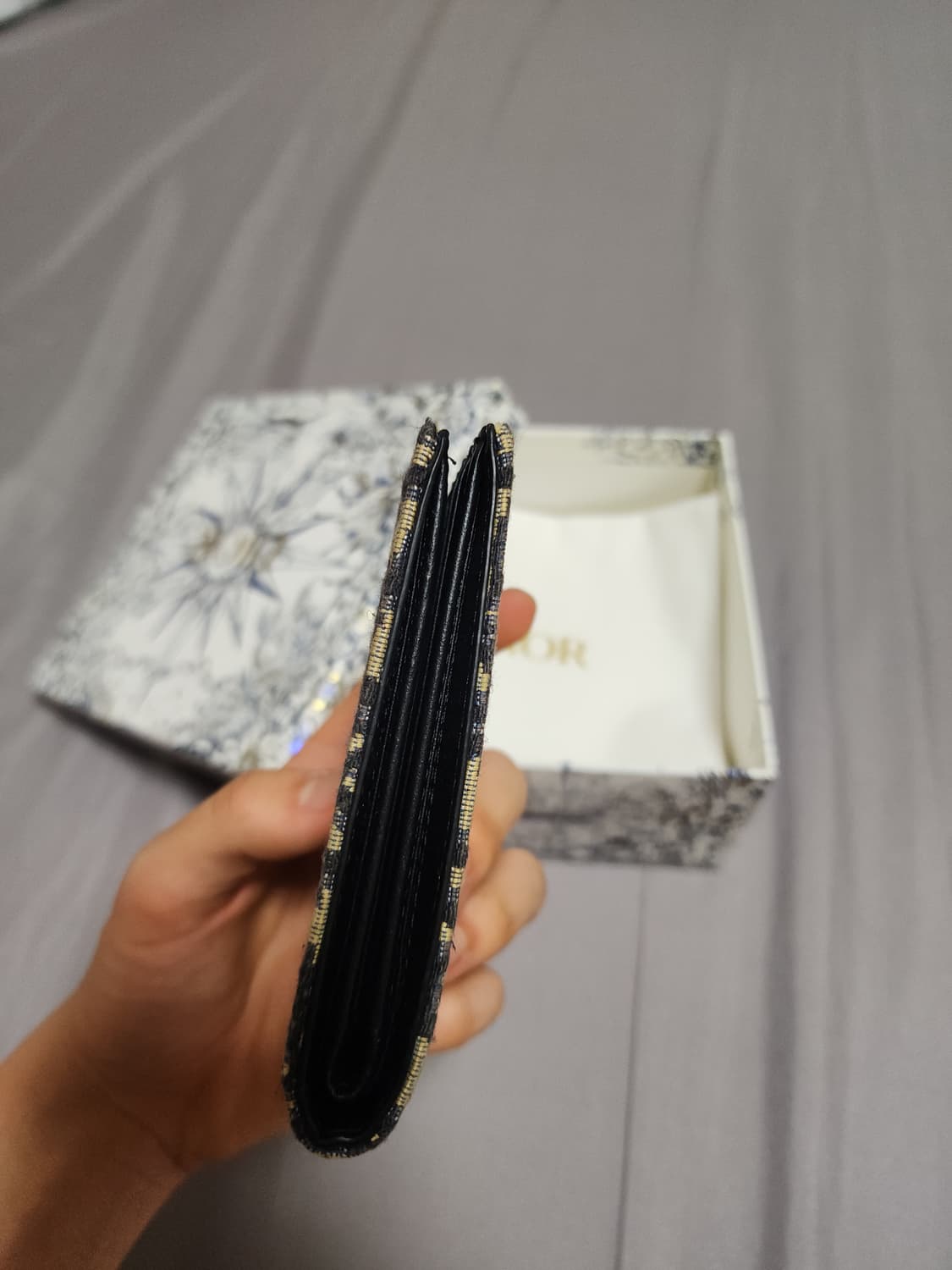 디올 오블리크 자카드 컴펙트 반지갑 상품이미지6