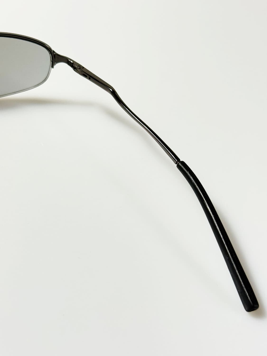 건메탈 스퀘어 반무테 프레임 빈티지 선글라스 상품이미지6