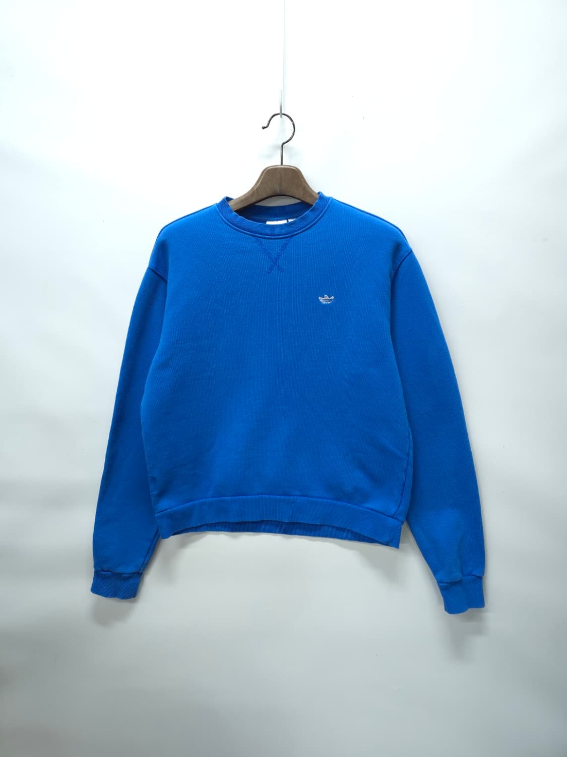 아디다스 남성 슈무 로고 블루 크루넥 맨투맨 (L사이즈) 상품이미지1