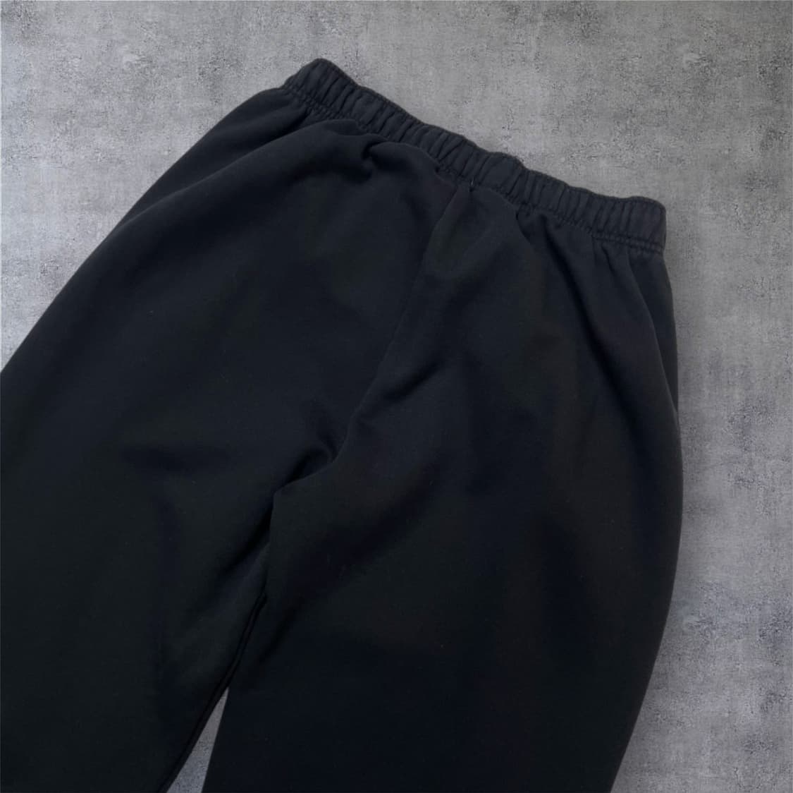 알로 Alo 블랙 아콜레이트 스트레이트 스웨트팬츠 S 상품이미지5