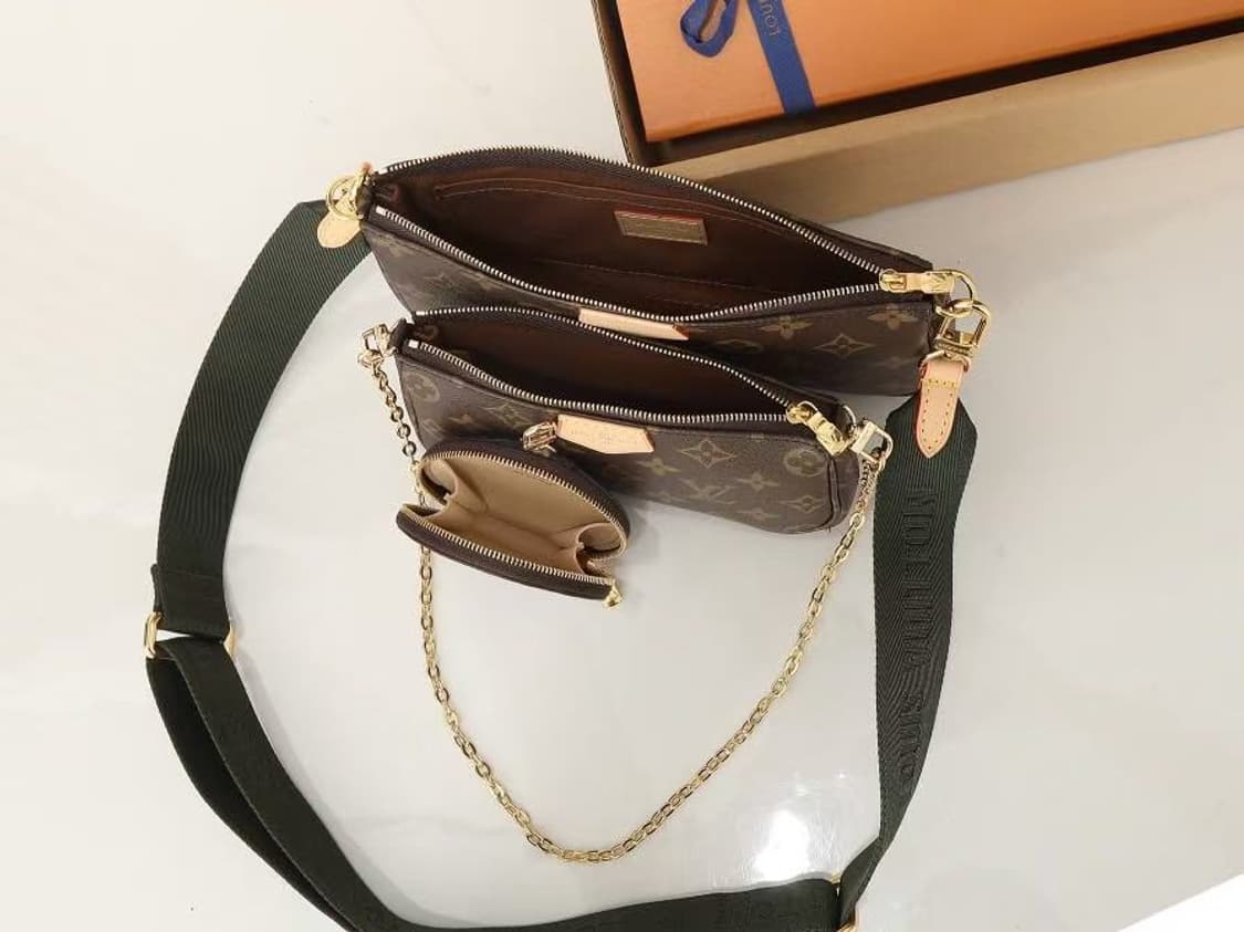 루이비통 멀티 포쉐트 악세수아 모노그램 카키 상품이미지4