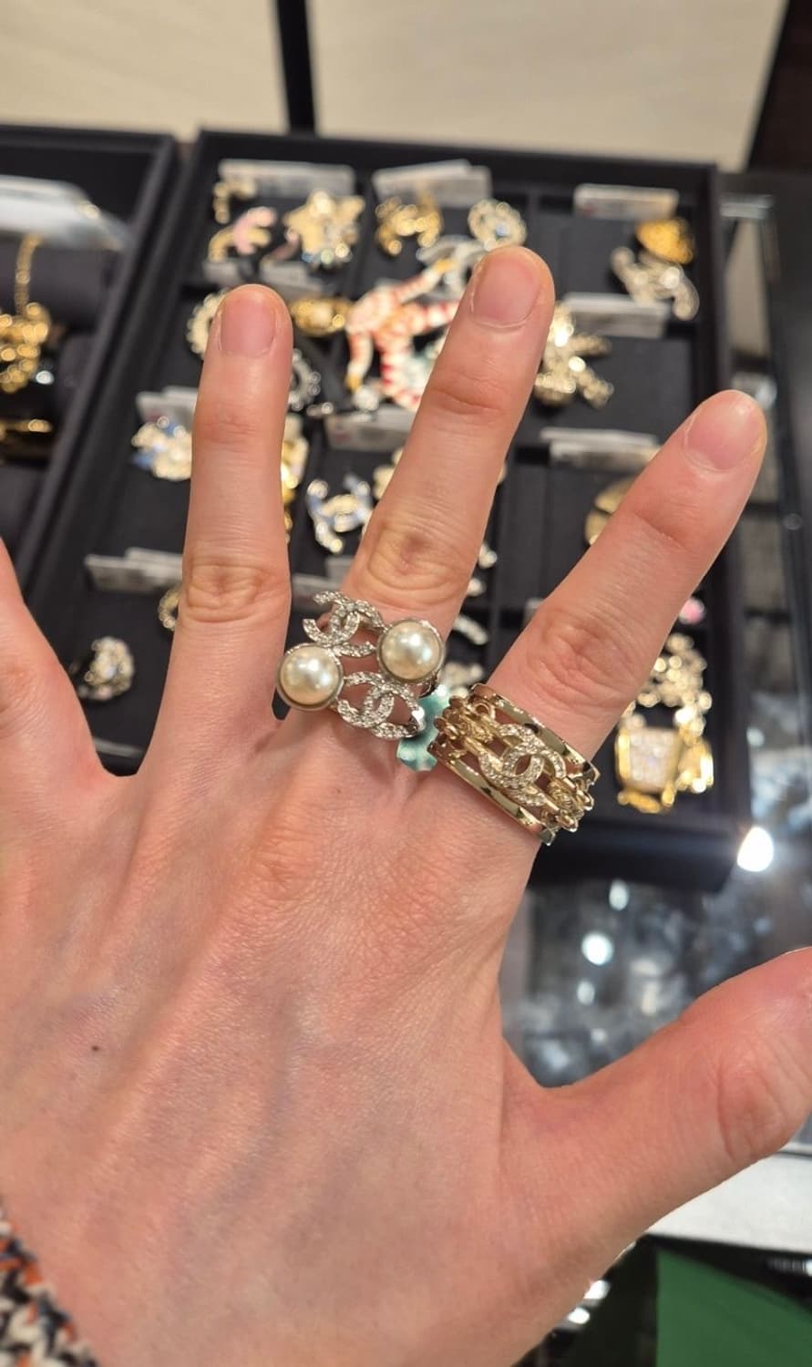 샤넬 정품 업사이클링 cc로고 샴페인 골드 볼드 반지  상품이미지5