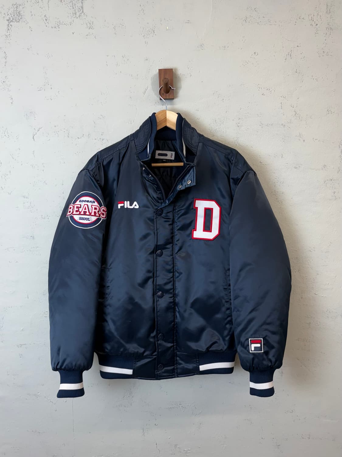 휠라 두산베어스 동계용 야구 점퍼 상품이미지1