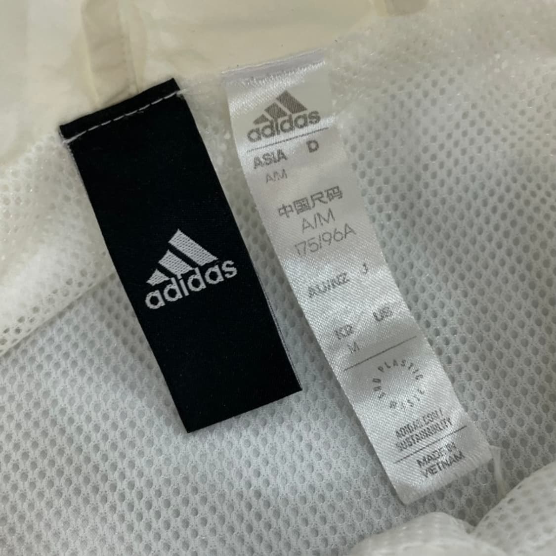 100 아디다스 바람막이  상품이미지3