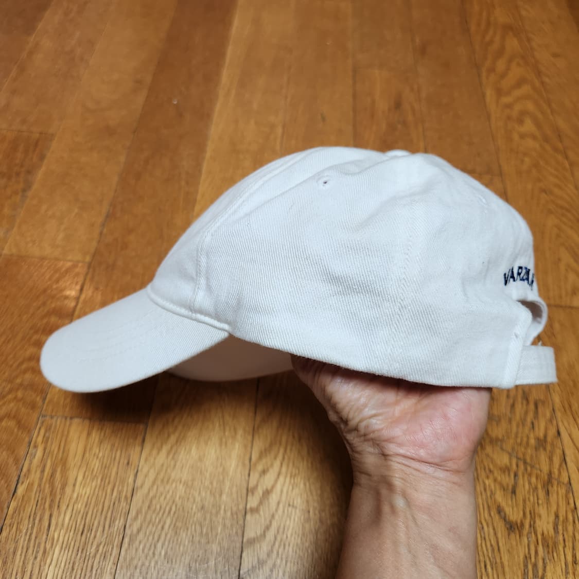 🧢 [VARZAR] 심플 로고 코튼 볼캡 (화이트) 상품이미지4