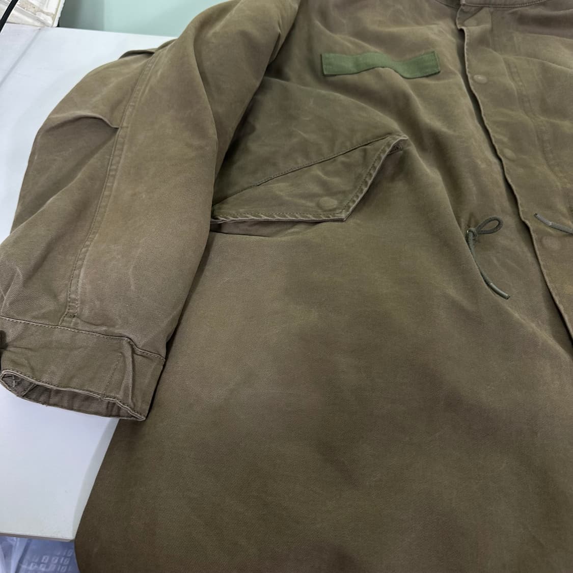 OS 라퍼지스토어 오버핏 내피탈부착 썬페이드워시드 피쉬테일 야상 상품이미지2