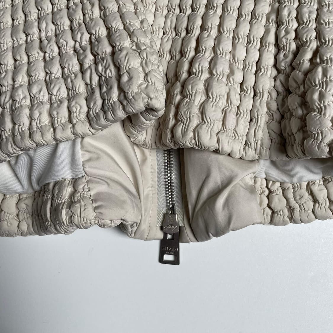 Allegri 화이트 앰보싱 집업 자켓 상품이미지8