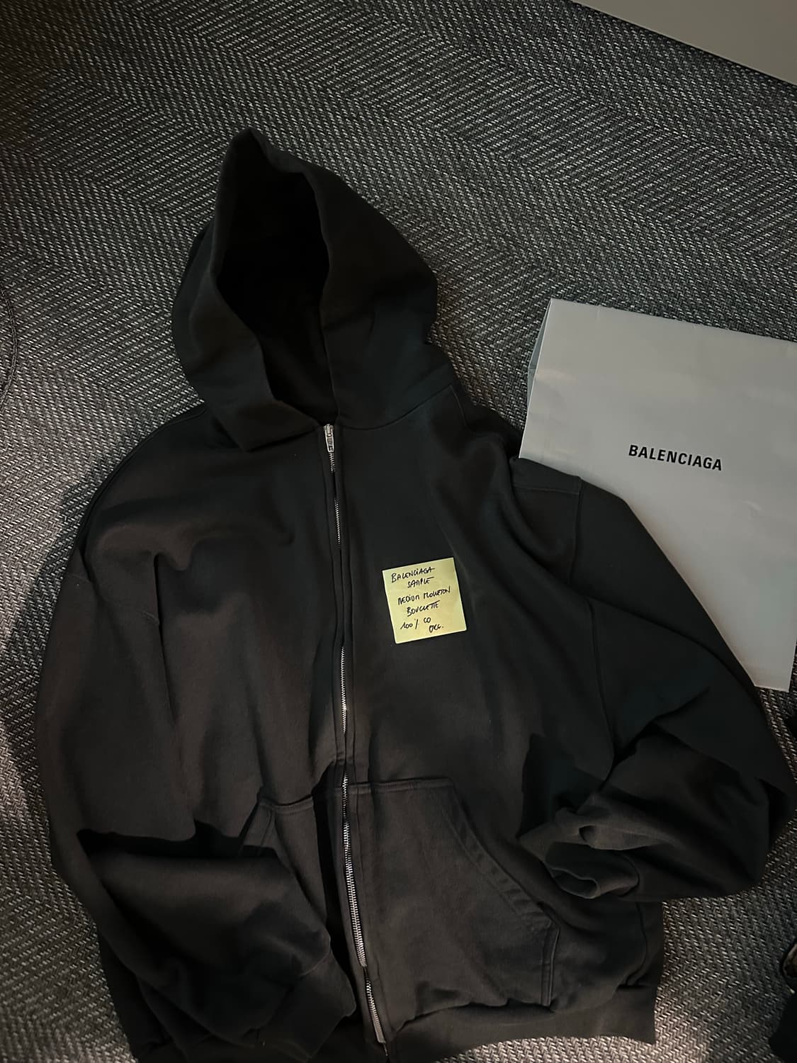 [M] 발렌시아가 스티키 노트 후드 집업 포스트잇 상품이미지1