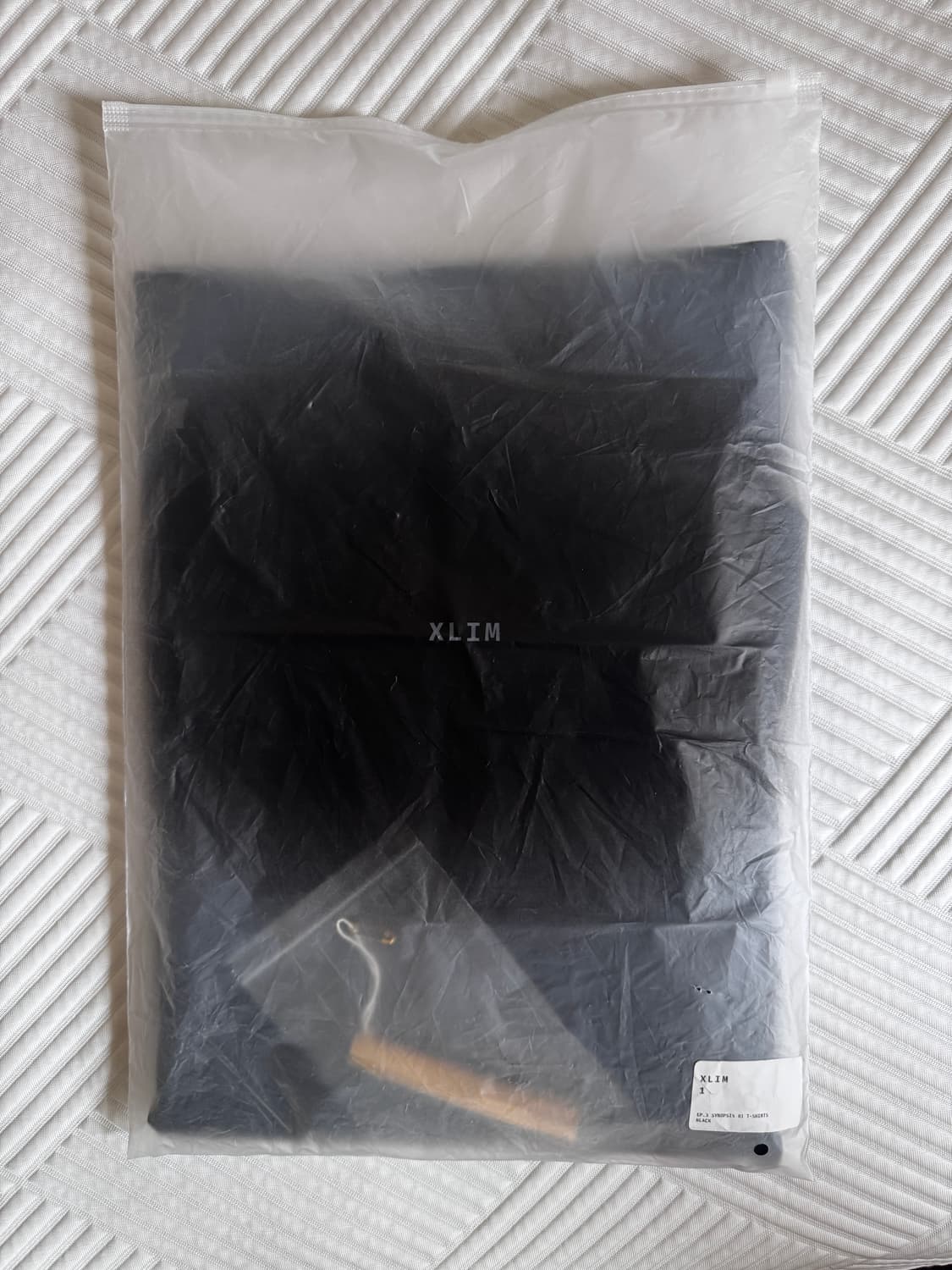 [새상품] XLIM 엑슬림 EP.3 Synopsis 01 티셔츠 블랙 상품이미지3