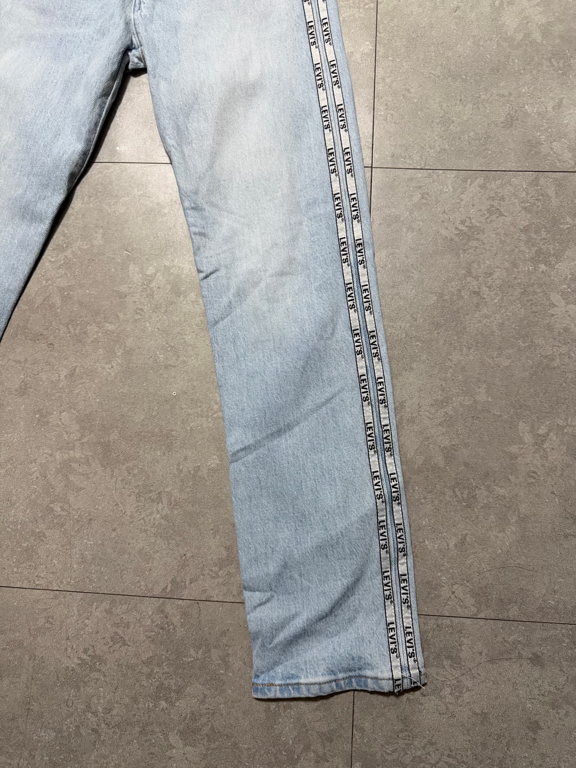 리바이스 프리미엄 빅 E 사이드로고 501 데님팬츠 24인치 상품이미지2