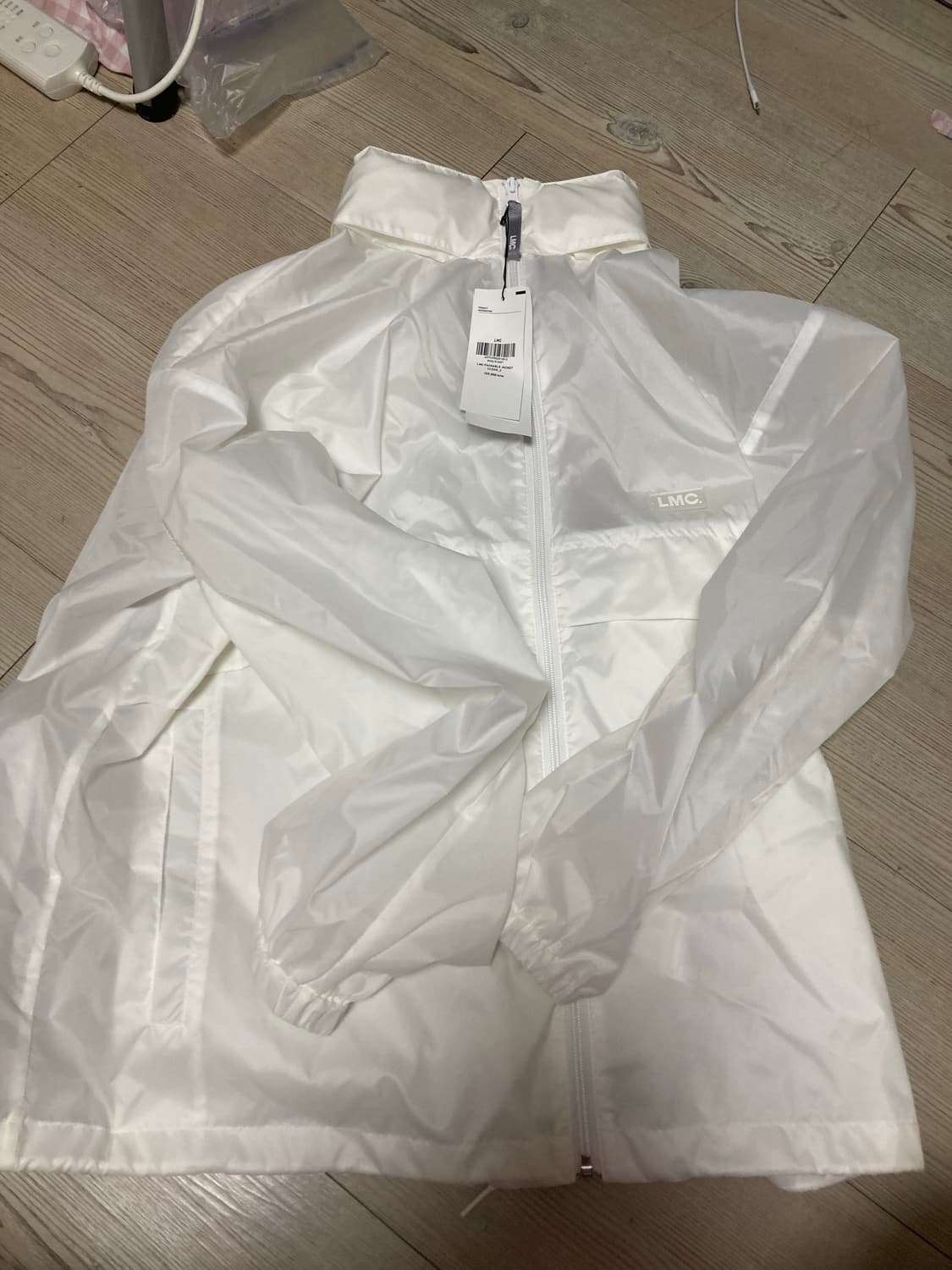 엘엠씨 바람막이 라지 사이즈 상품이미지1