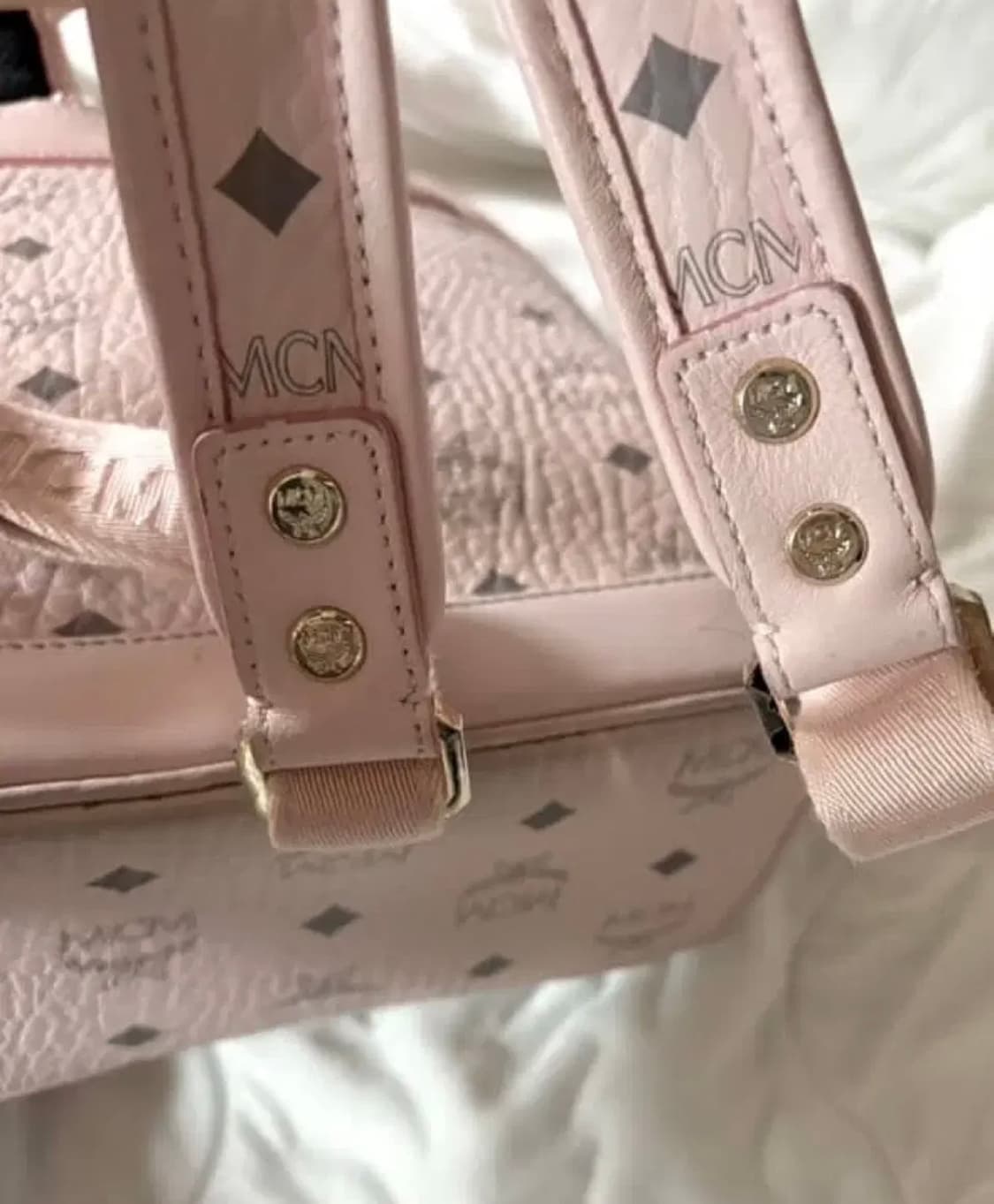 가격고정)mcm파우더핑크 미니 양지뢰히메갸루핀터베메클리즈리사stc대장 상품이미지6