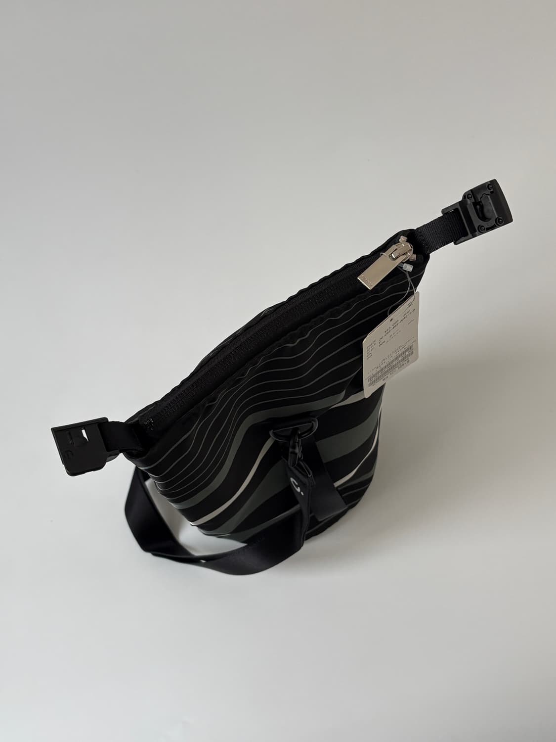 요시다포터 NOMA td 노마티디 실린더 숄더백 그레이 스트라이프 새상품 상품이미지8