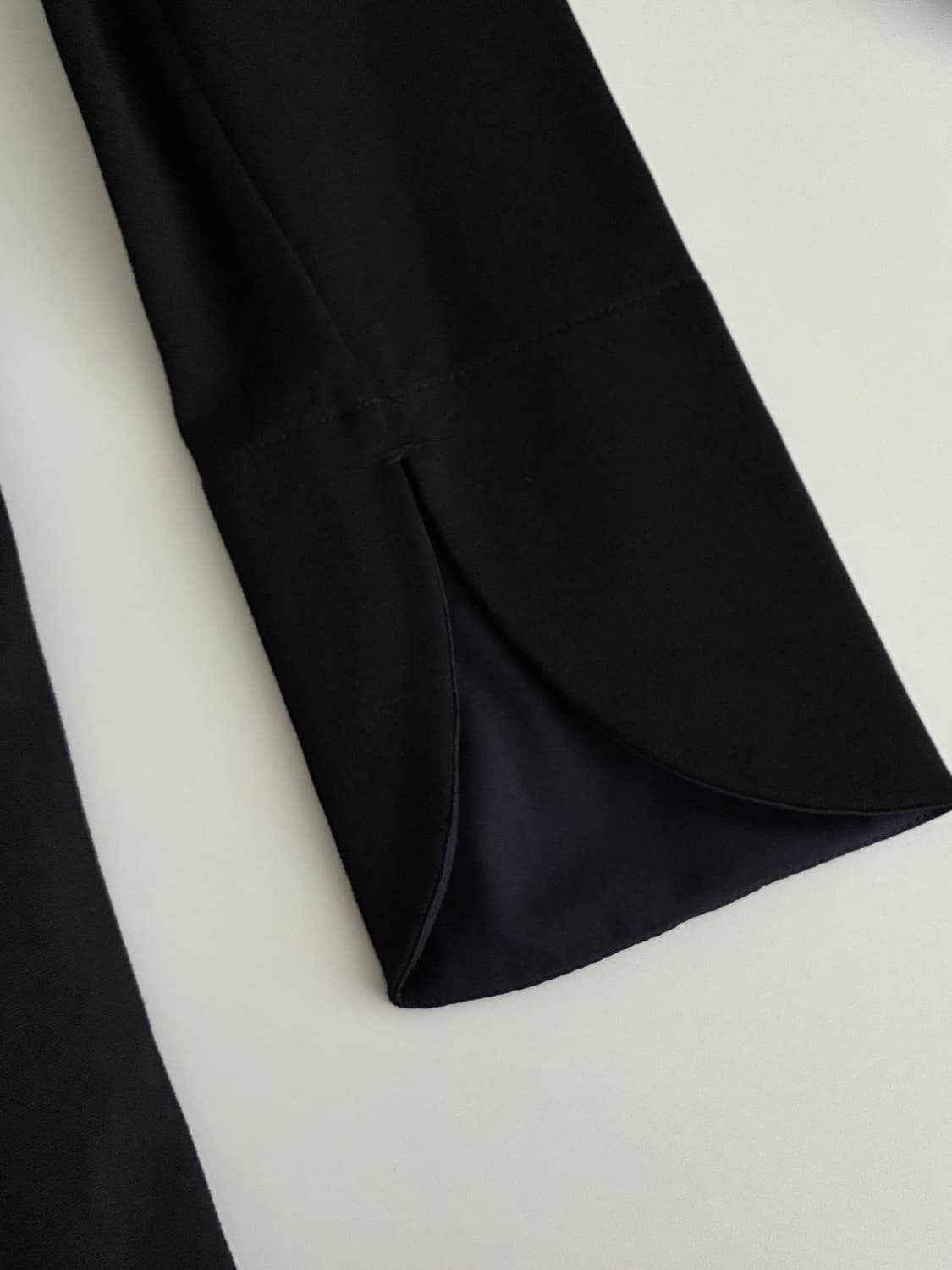 S) 코스 COS 보트넥 미디 원피스 블랙 상품이미지5