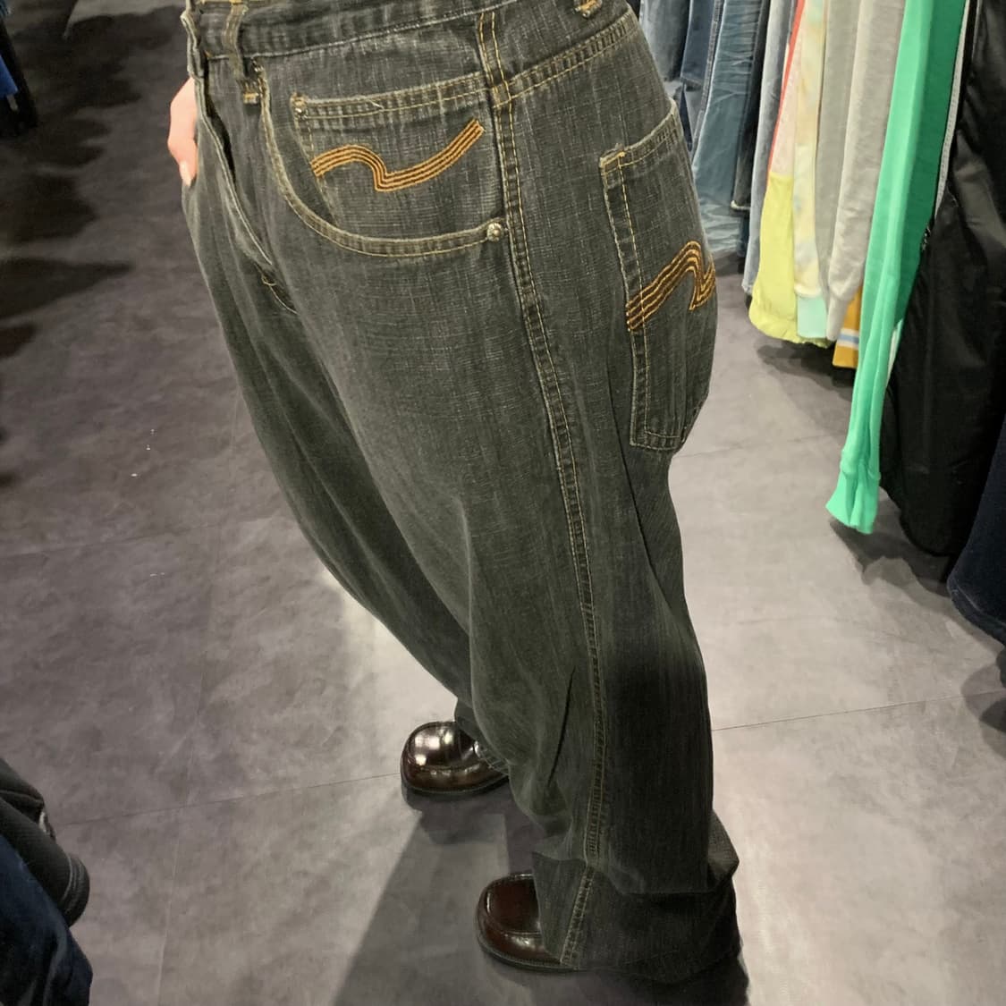 [IM] vtg 워싱 힙합 데님 팬츠 다크브라운 상품이미지3