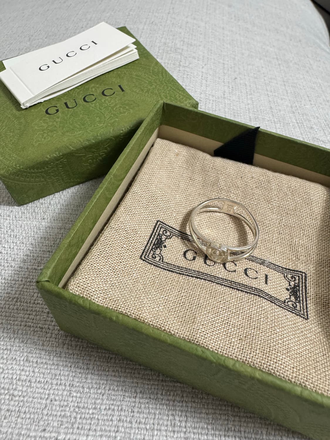 구찌 인터로킹 G 실버 반지 24호 상품이미지1