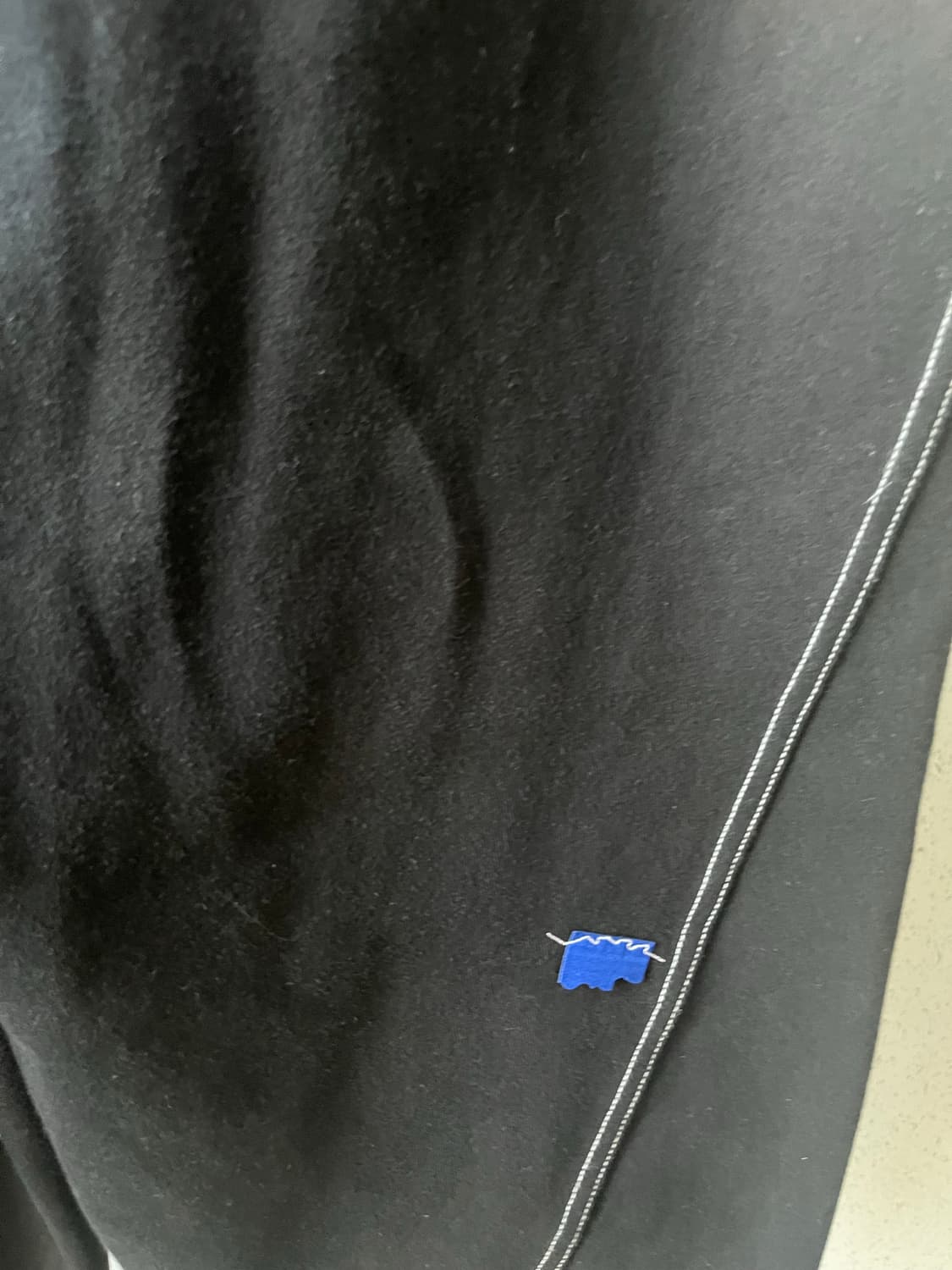 아더에러 콘트라스트 스티치 트랙팬츠 a1 상품이미지4