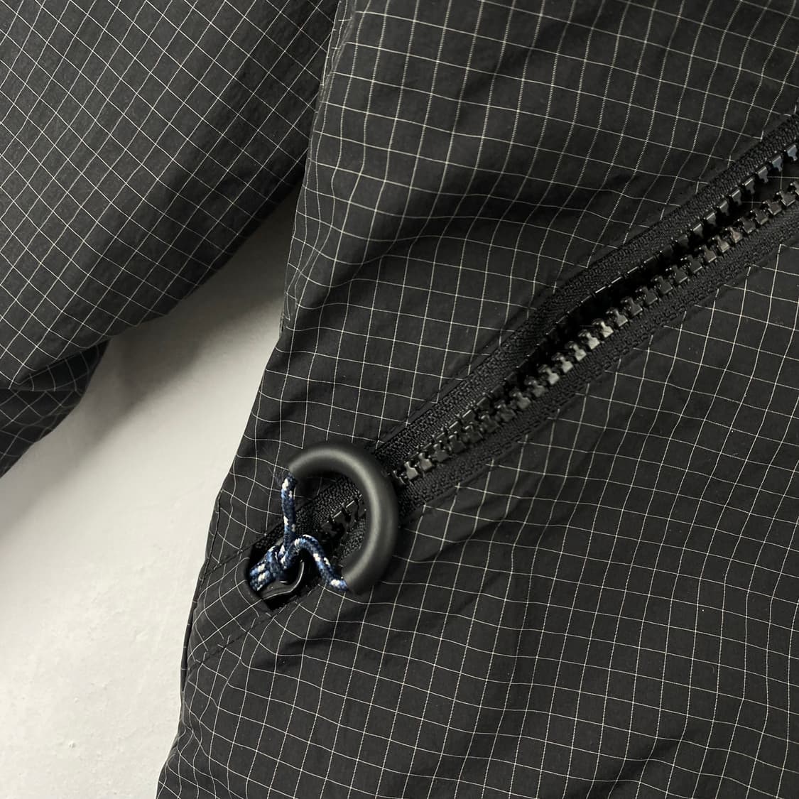 Blue 블루 매쉬 유틸리티 포켓 프리마로프트 자켓 (105) 상품이미지5