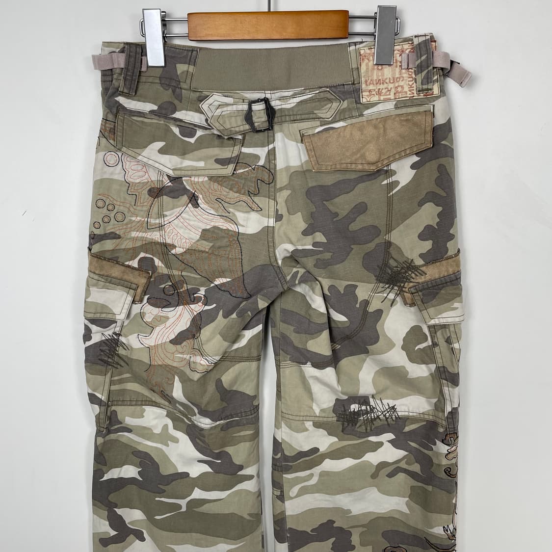 TANKUS 카모 자수 카고팬츠 상품이미지6