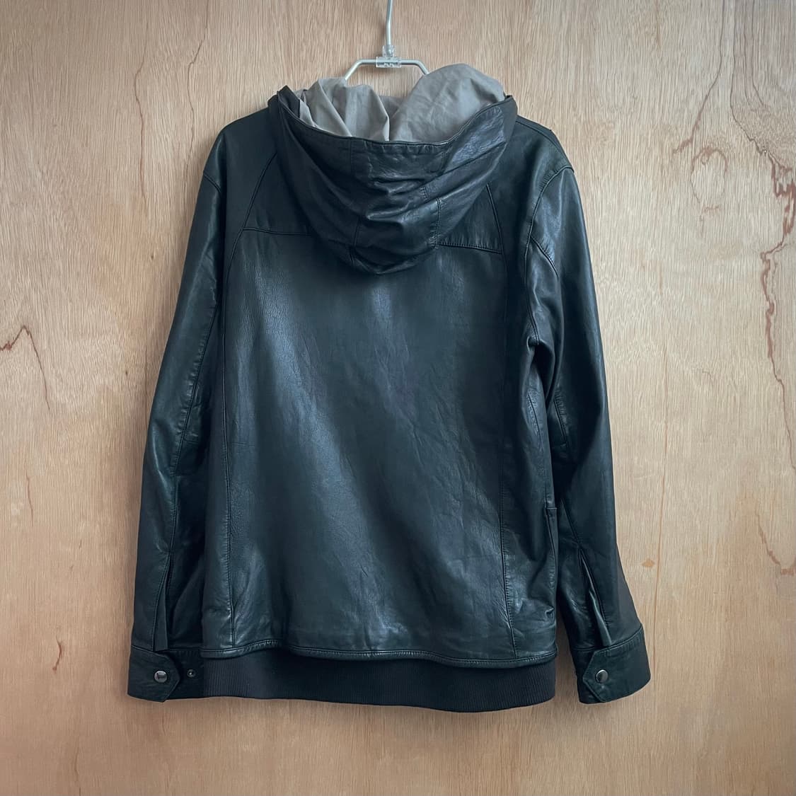 Lui’s 레더 후드 집업 자켓 상품이미지5