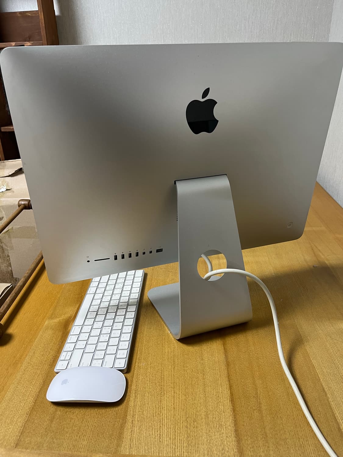 애플 iMac 21.5 레티나 4k 2015후반 모델(액정파손) 상품이미지3