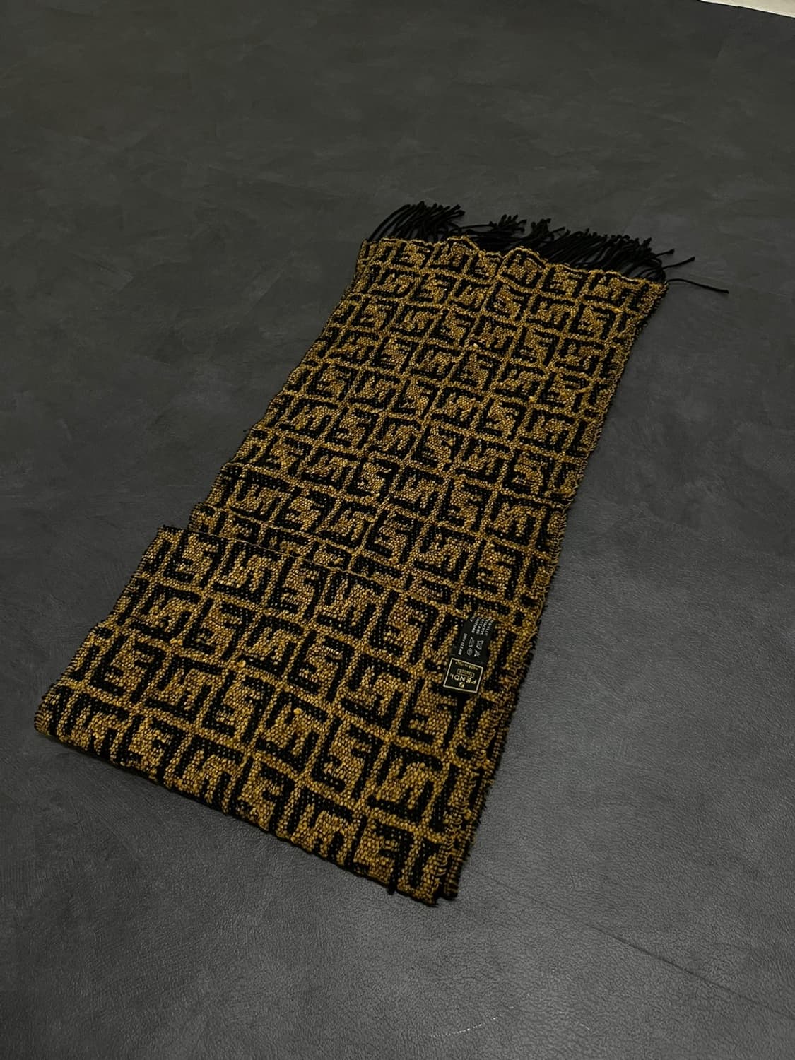 펜디 주카패턴 목도리 (남녀공용 상품이미지4