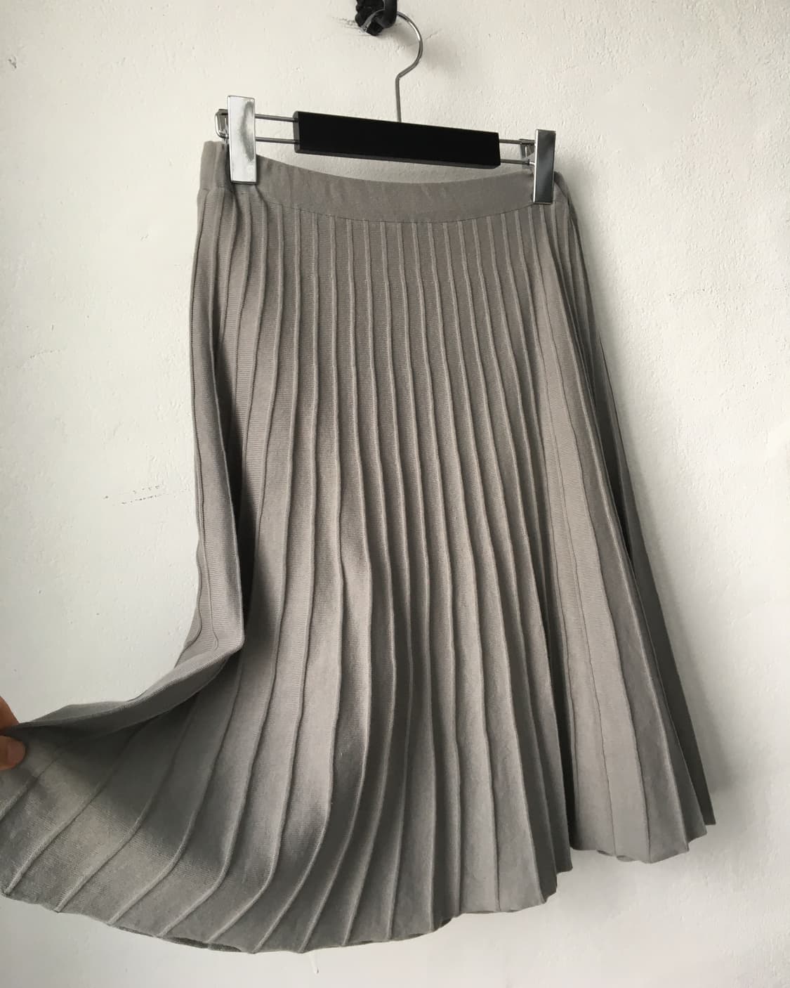 Pleats midi skirt 상품이미지2