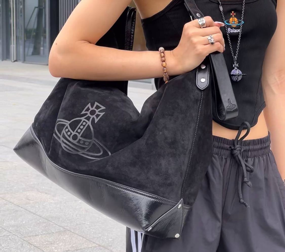 비비안웨스트우드 블랙 낸시 호보백 숄더백 상품이미지8