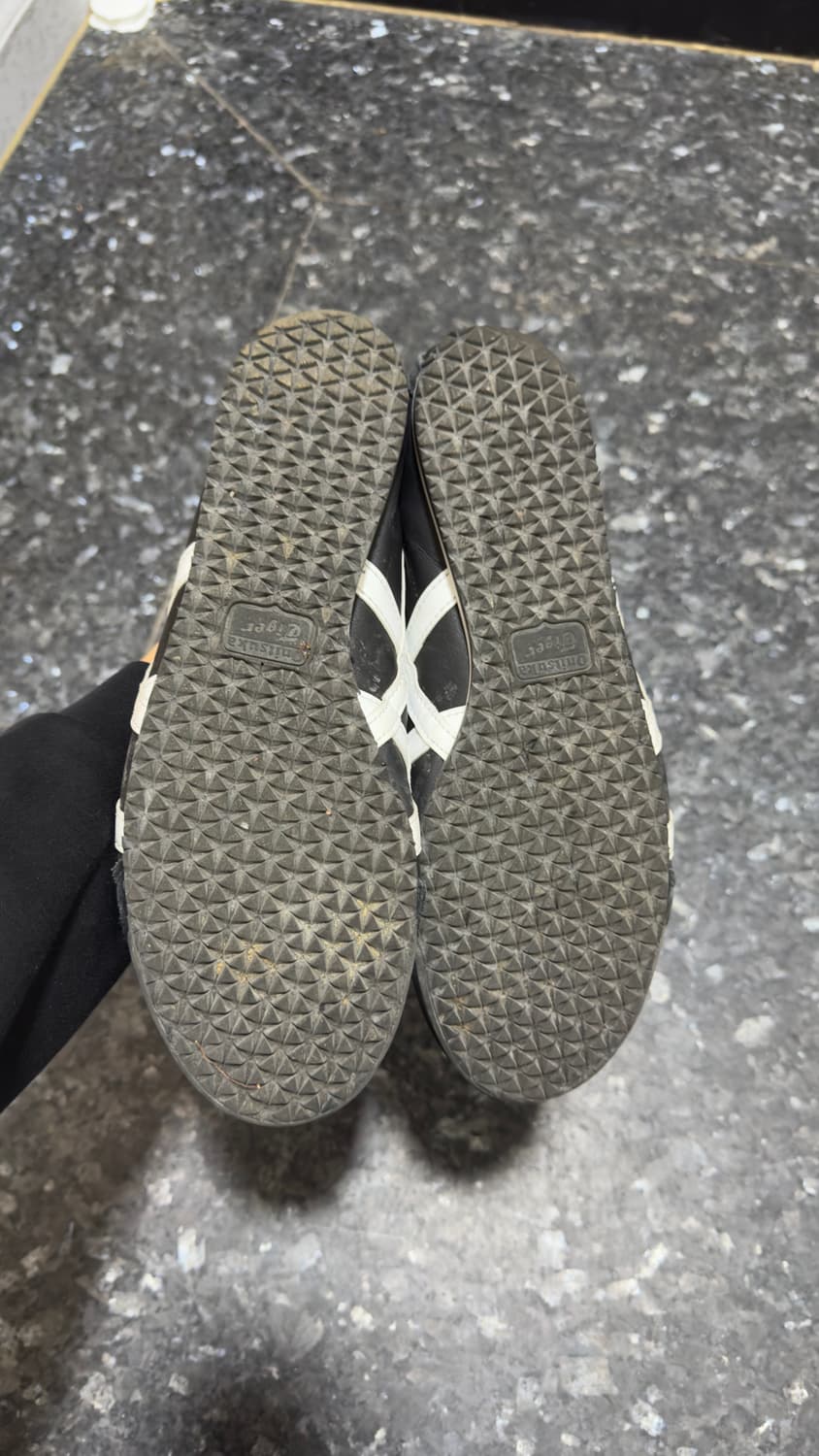 오니츠카 타이거 멕시코66 블랙 화이트 상품이미지3