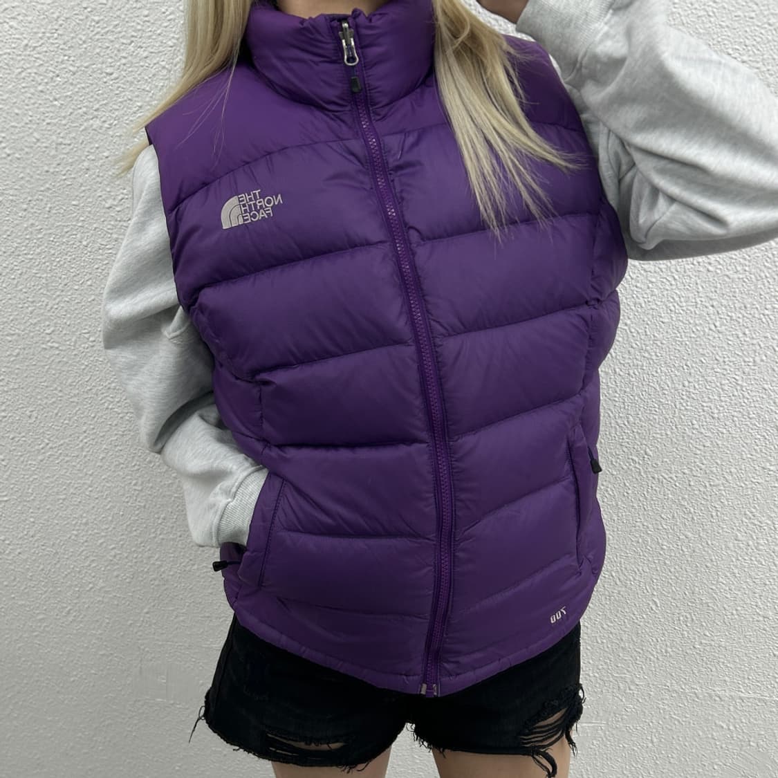 노스페이스 로고 퍼플 패딩조끼 95 상품이미지1