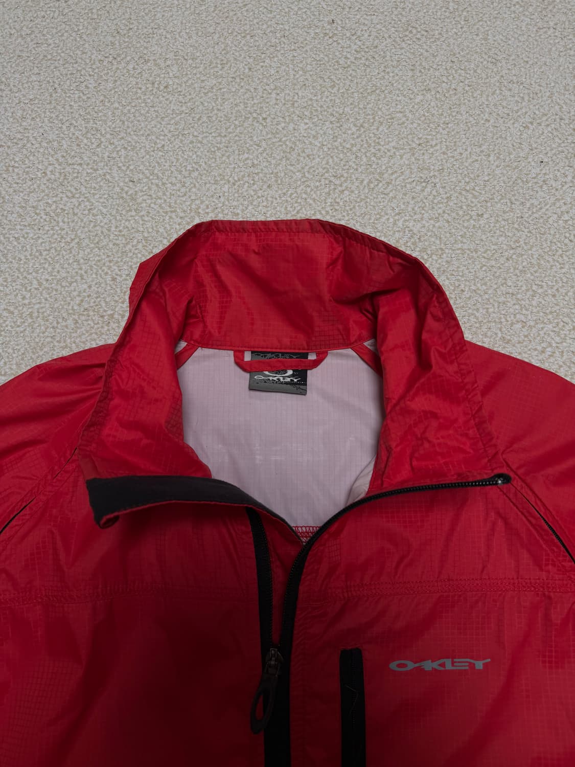 오클리 경량 바람막이 상품이미지3