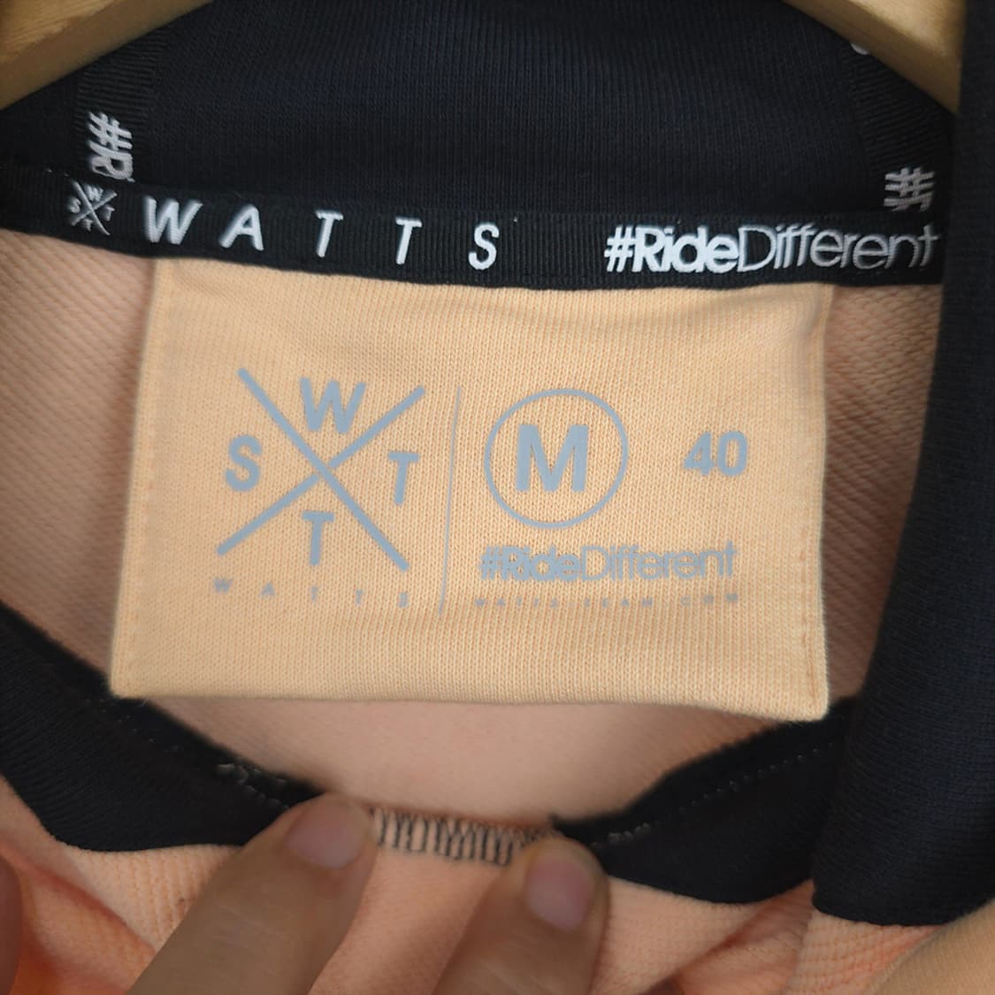 새제품)왓츠 WATTS 피치 컬러 로고 후디 M 상품이미지5