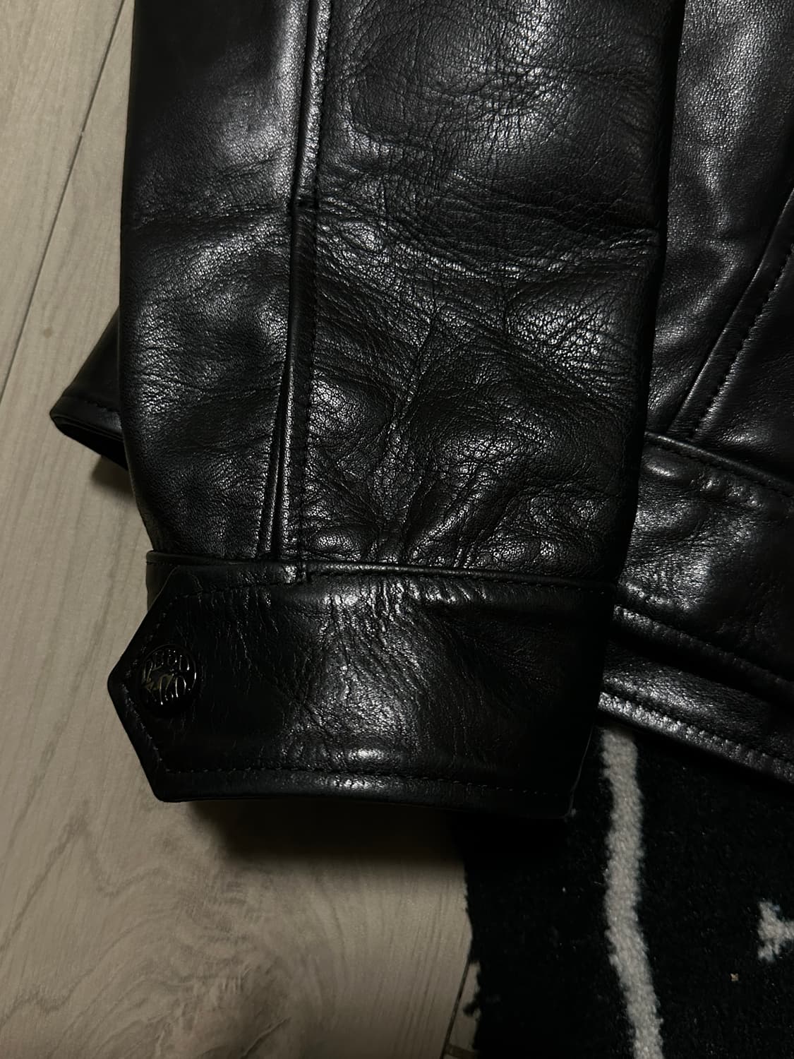 네이버후드 레더 트러커 자켓 상품이미지5