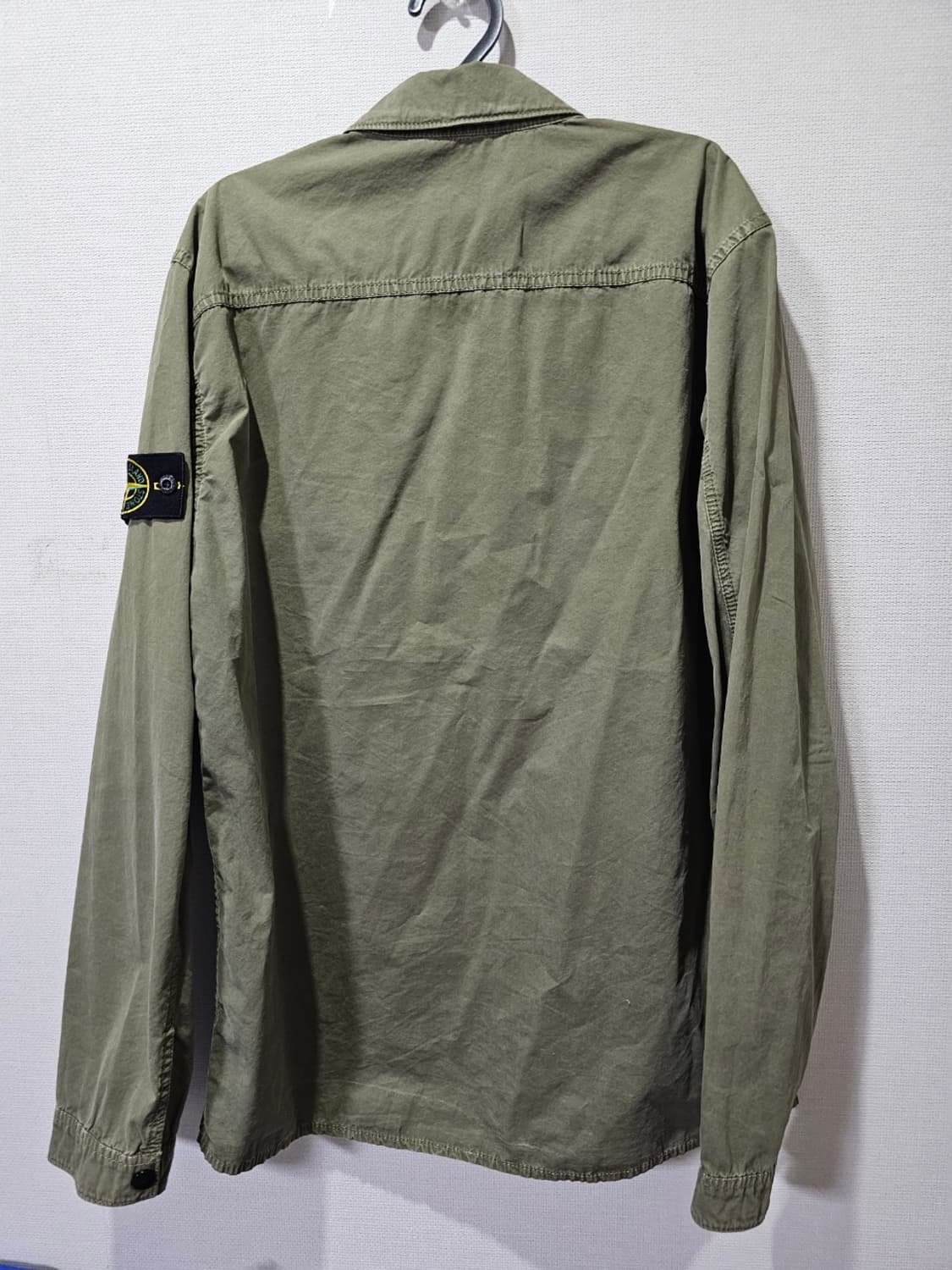 정품 스톤아일랜드 올드이펙트 카키 오버셔츠 자켓 100 / L 상품이미지4