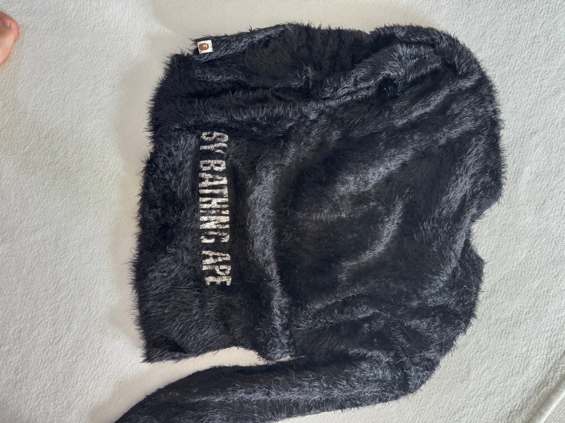 베이프 페이스 니트 팝니다 상품이미지2