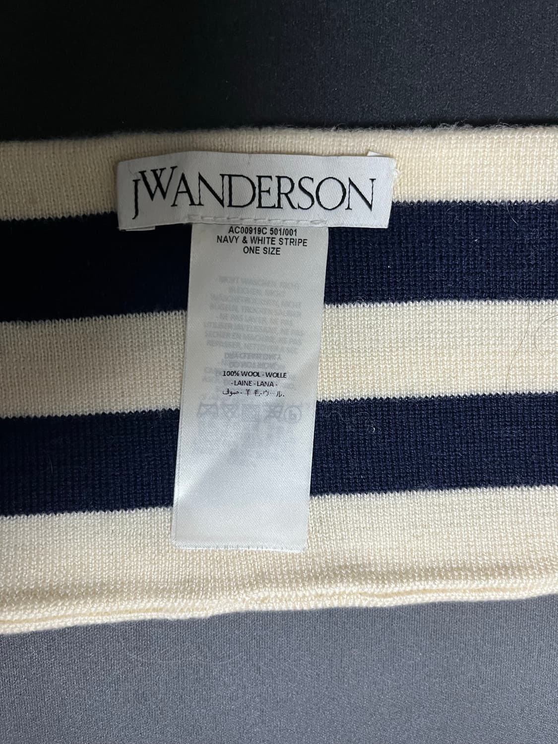 jw앤더슨 넥밴드 넥워머 스트라이프 네이비 상품이미지3