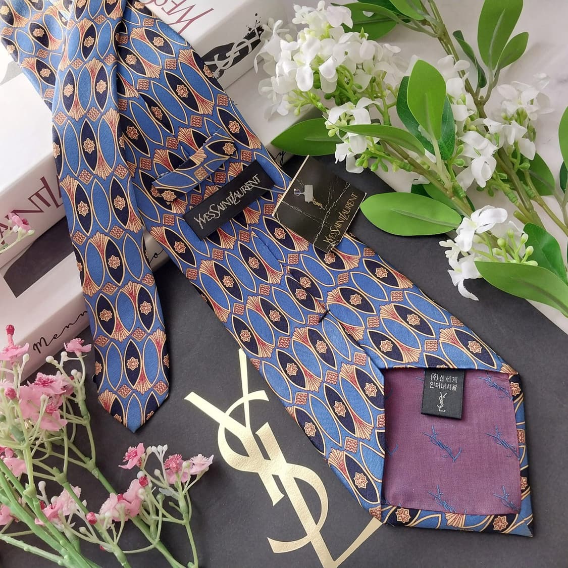 입생로랑 실크 블루 아르데코 패턴 넥타이 9.7cm 새제품 K1825
 상품이미지5