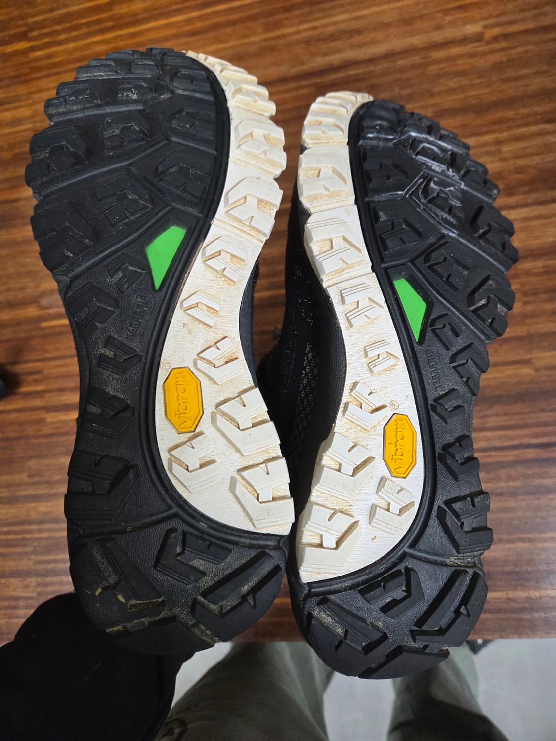 노스페이스 울트라 패스트팩 비브람 고어텍스 미드 등산화 255 상품이미지5