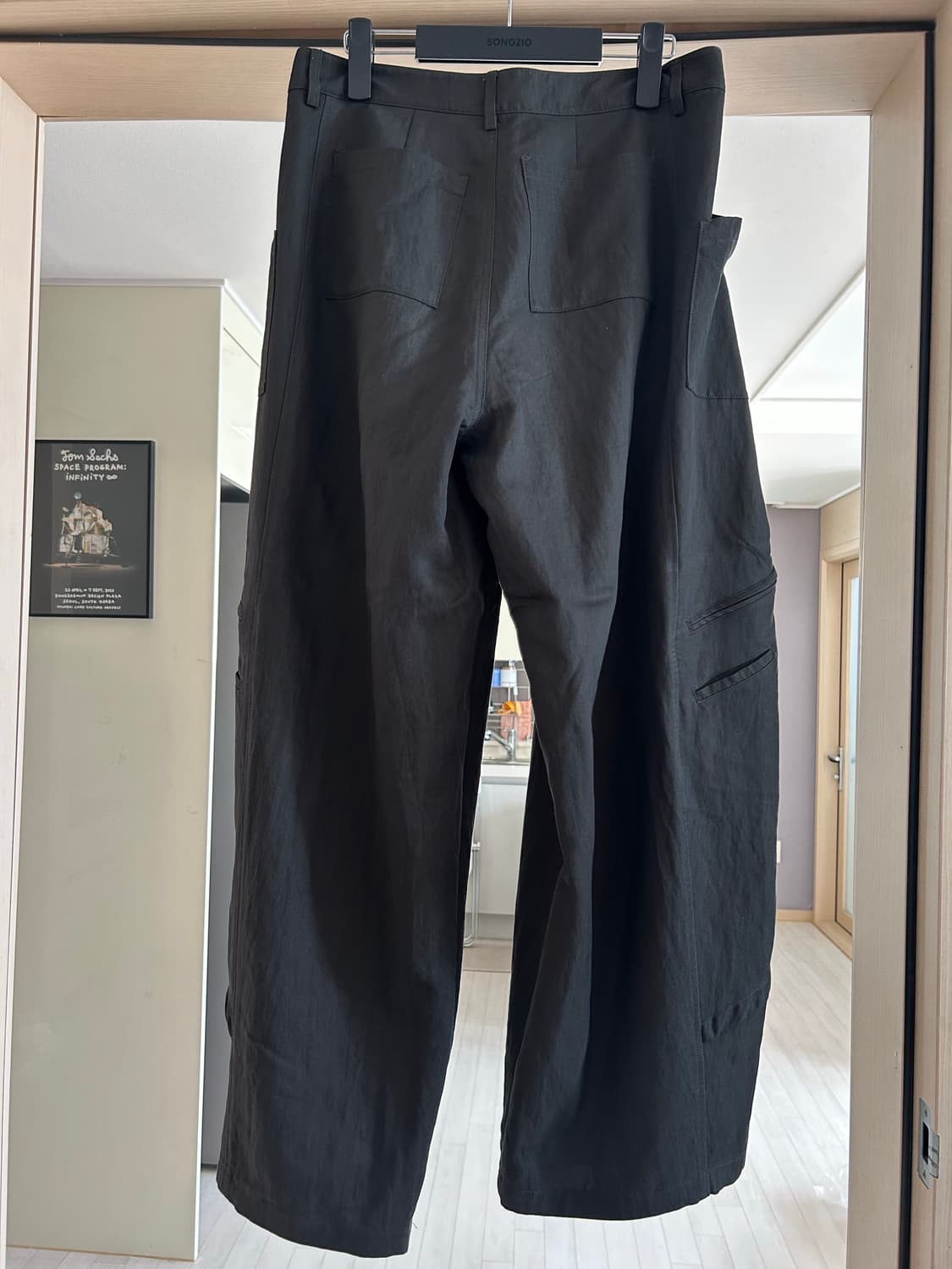 비긴202 나이코마 투턱 팬츠v2 차콜 상품이미지2