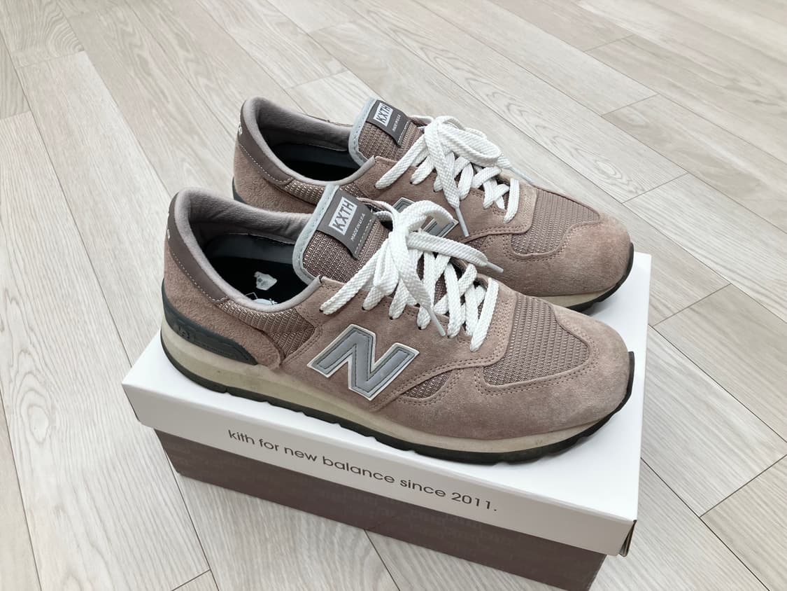 뉴발란스 990V1 KITH 콜라보 판매합니다 상품이미지3