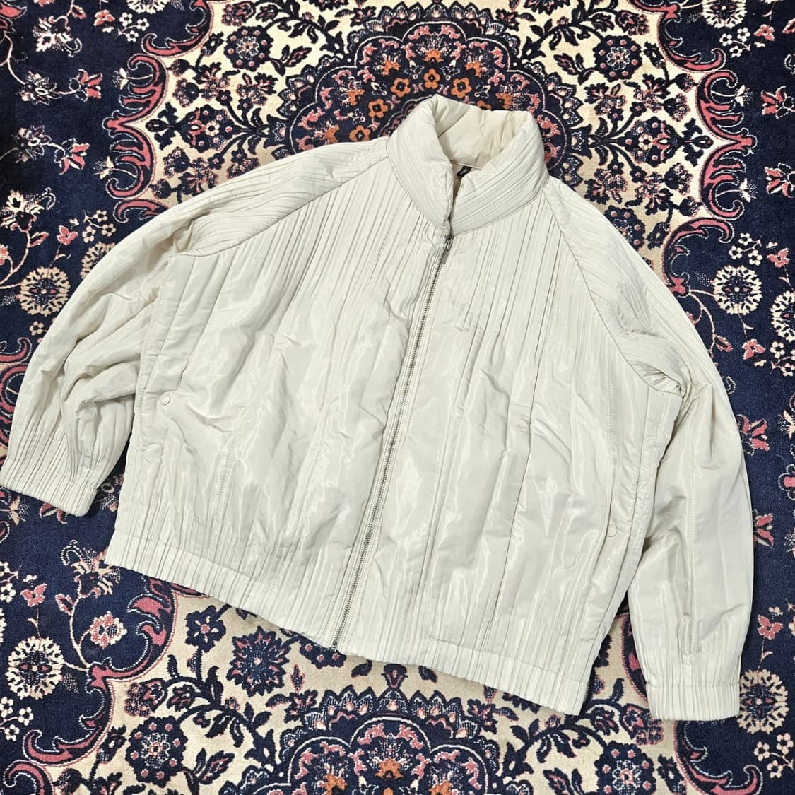 요이츠 24fw 플리츠 레이어드 자켓 상품이미지3