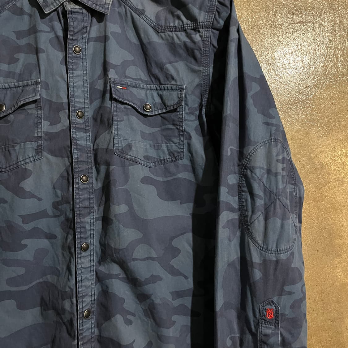 타미힐피거 카모패턴 셔츠 상품이미지2