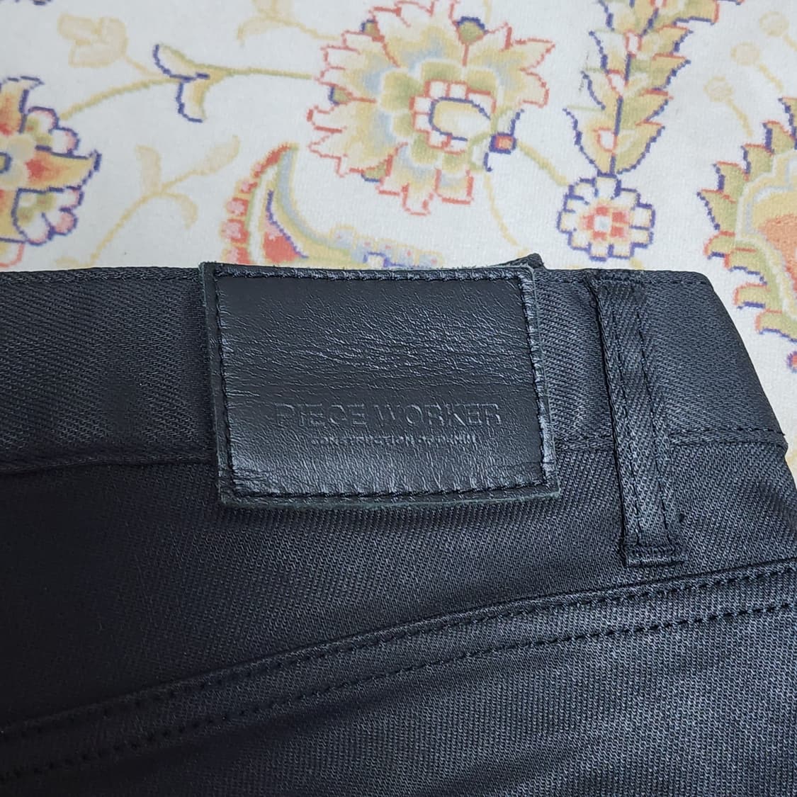 피스워커 블랙 코팅진 데님
34 상품이미지3