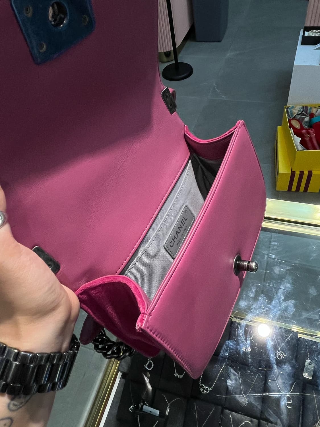 샤넬 보이백 샤넬보이벨벳 상품이미지9