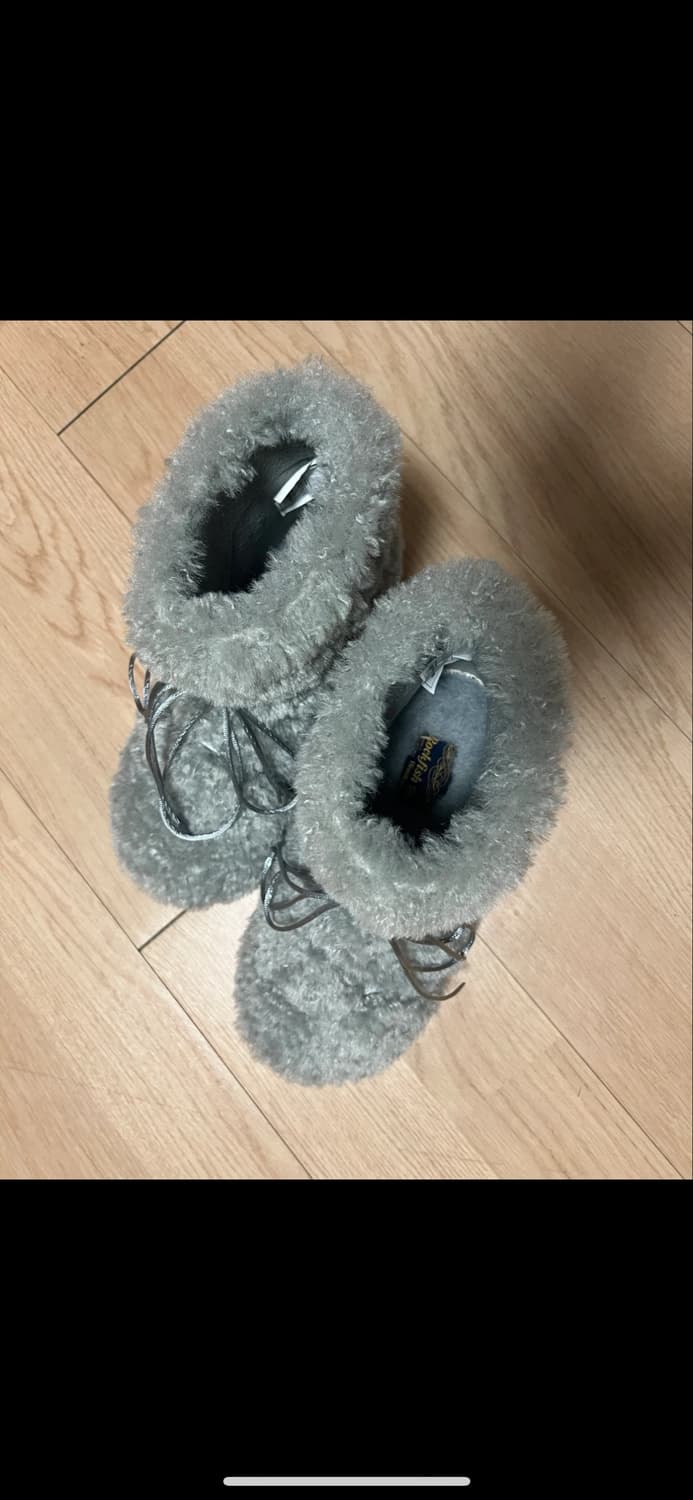 (1회 착용)락피쉬웨더웨어 컬리 퍼 부츠 숏 그레이 230 상품이미지4