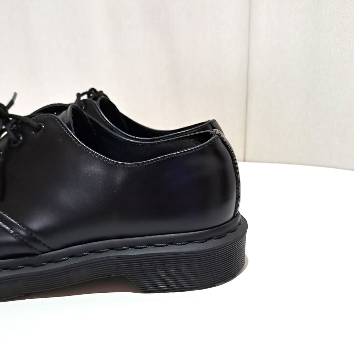 (택포) 닥터마틴 1461 모노 UK7 A995 상품이미지5