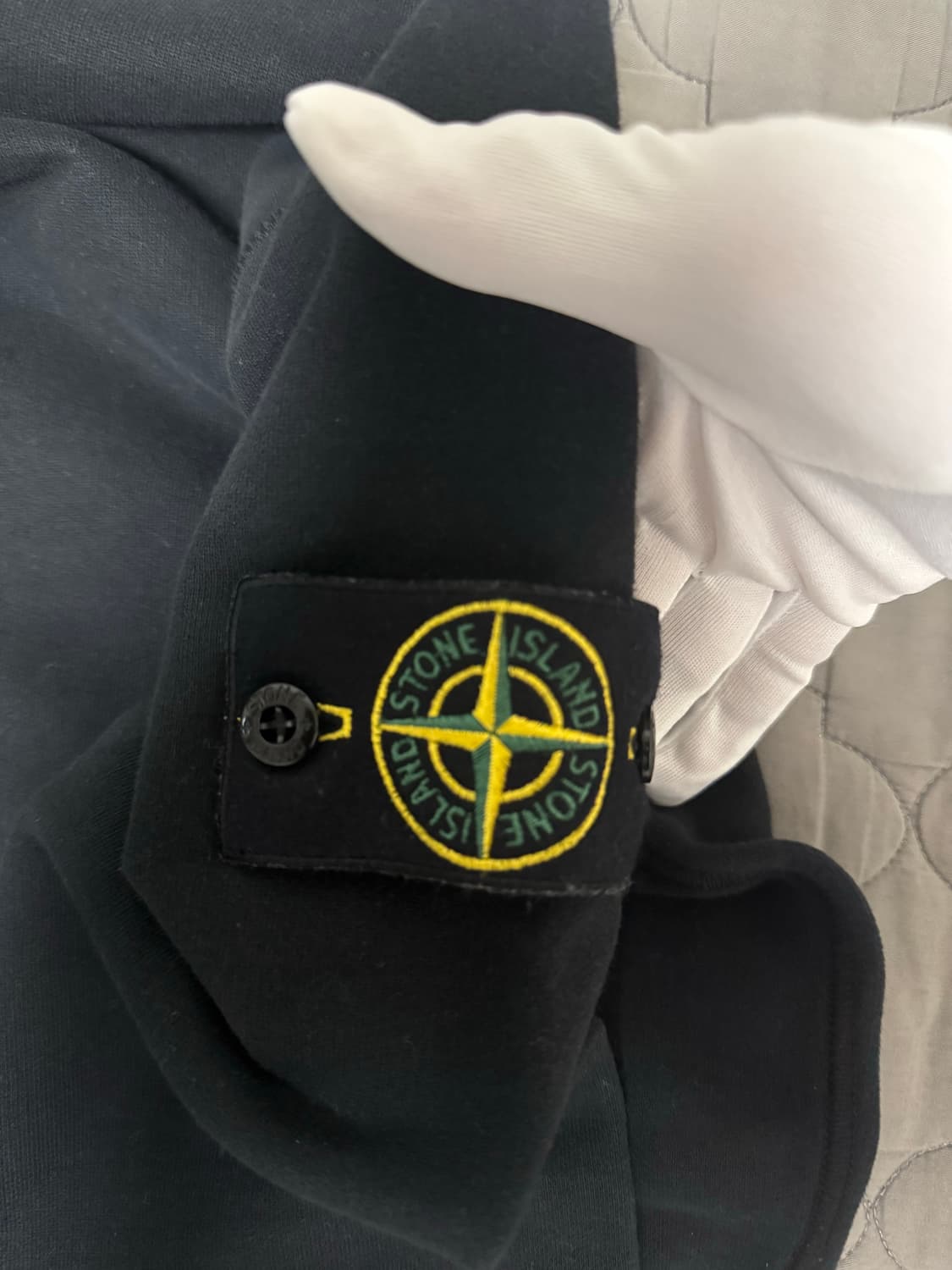 (새상품급/정품) 스톤아일랜드 블랙 맨투맨 M 상품이미지2