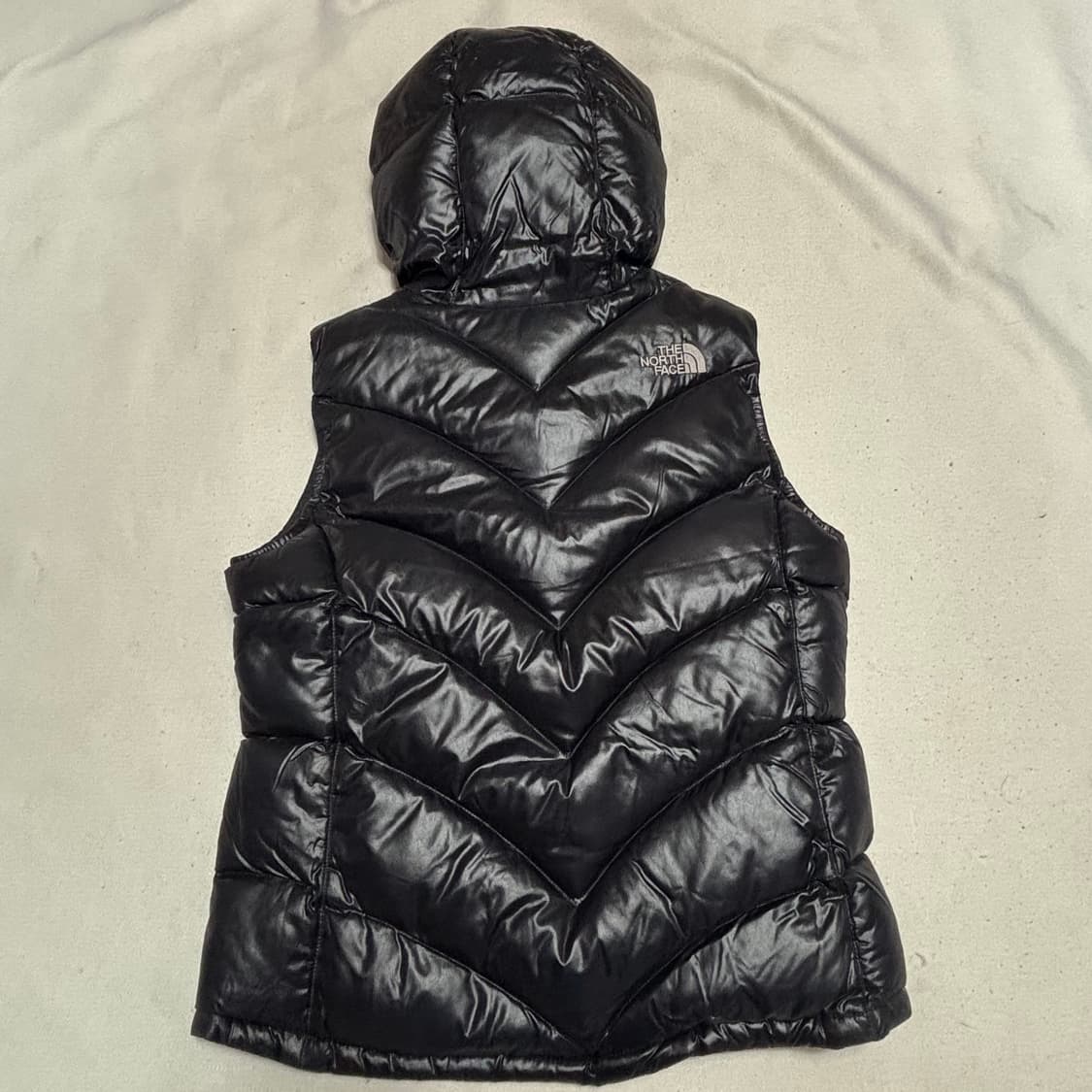90 노스페이스 600 필 블랙 유광 패딩 후드 베스트 상품이미지3